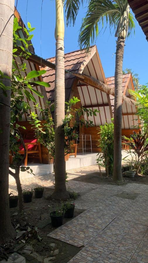 Mirna Homestay Гили-Эйр Экстерьер фото
