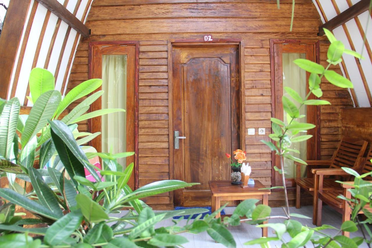 Mirna Homestay Гили-Эйр Экстерьер фото