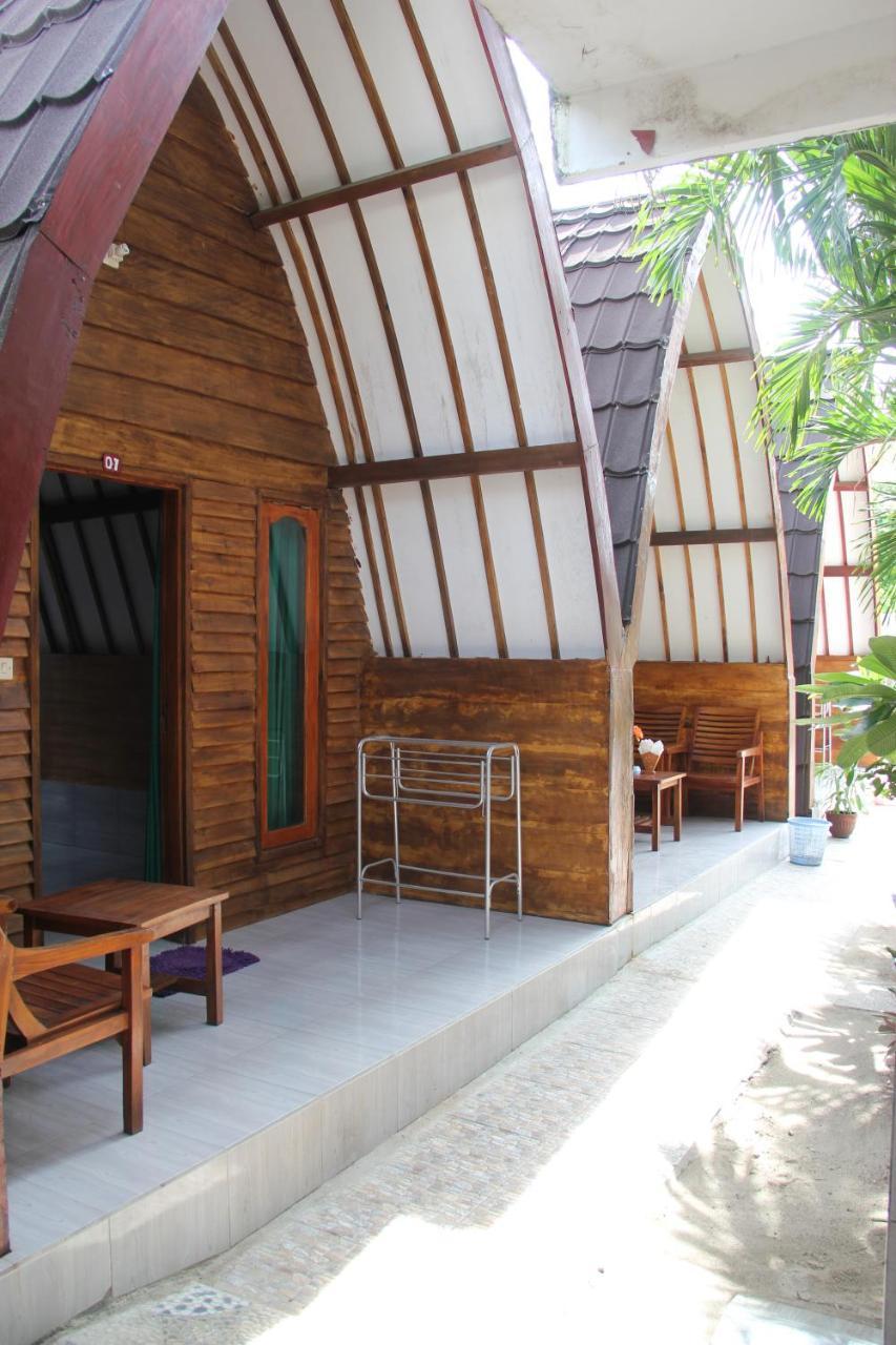 Mirna Homestay Гили-Эйр Экстерьер фото