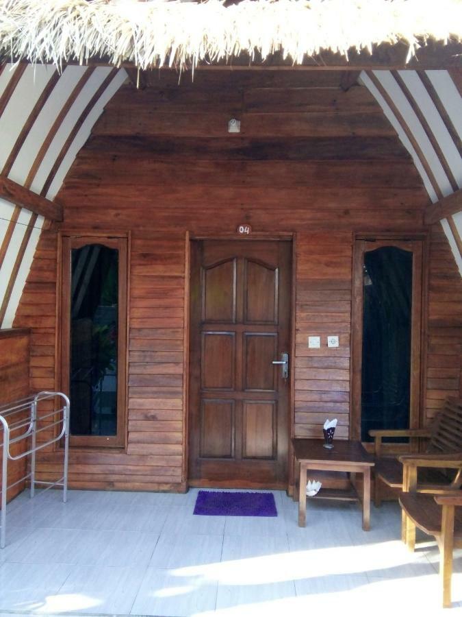 Mirna Homestay Гили-Эйр Экстерьер фото